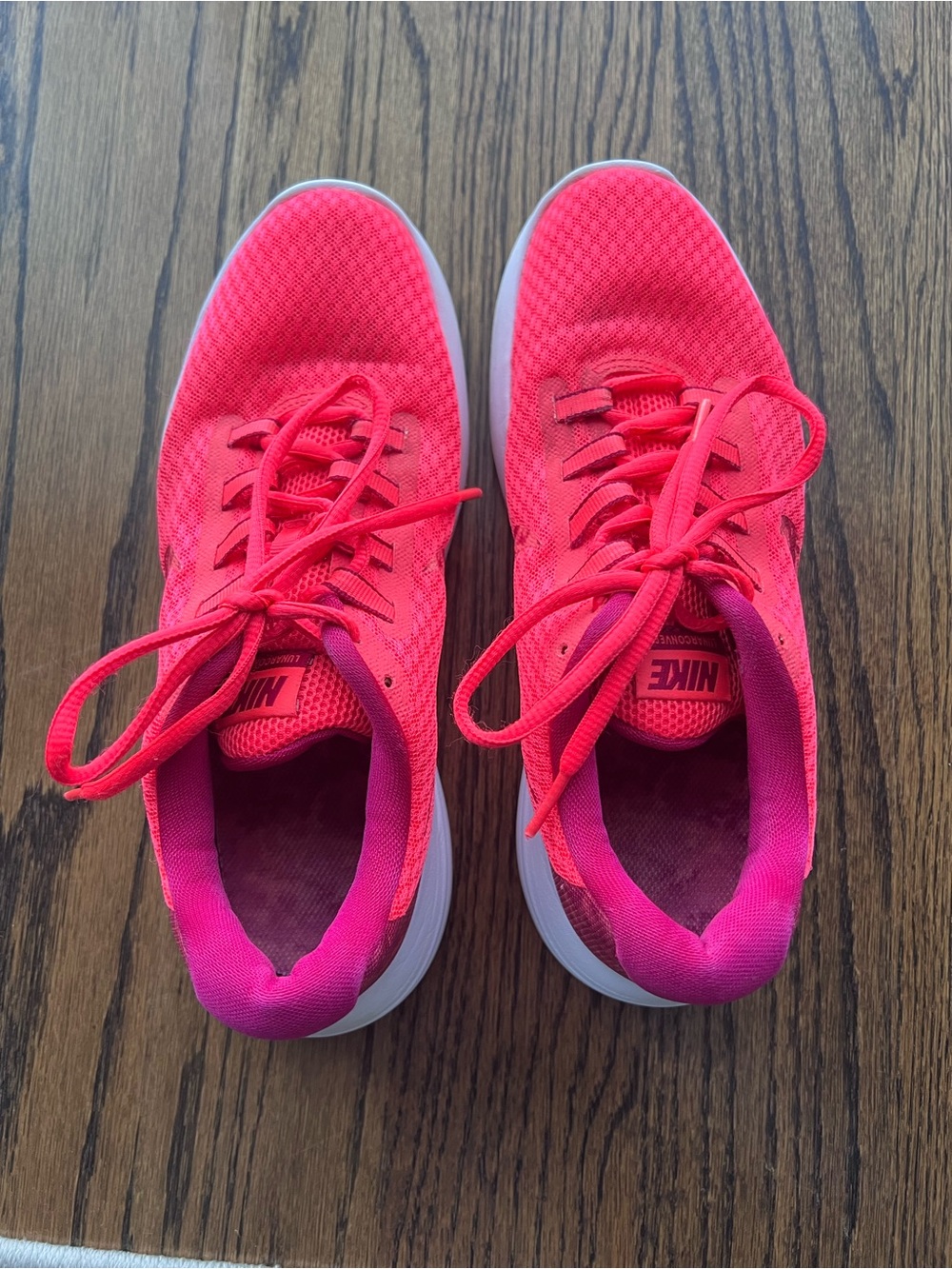 Nike Women's Hot Pink Athletic Running Shoes with White Sole - Picture 5 of 8